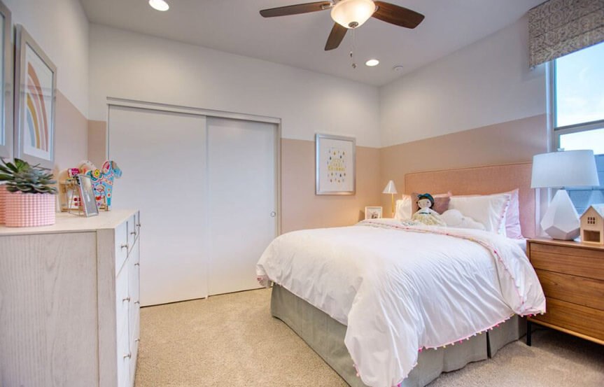 shea-homes-alamar-avondale-az-plan-3502-secondary-bedroom.jpg