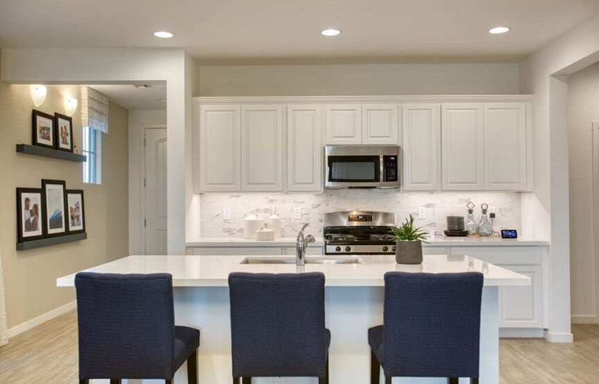 shea-homes-alamar-avondale-az-plan-3502-kitchen.jpg