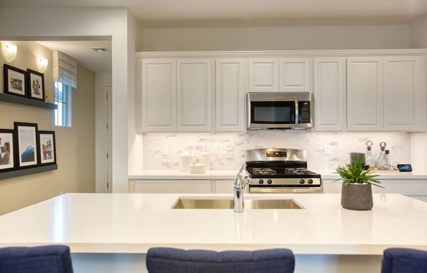 shea-homes-alamar-avondale-az-plan-3502-kitchen-island.jpg