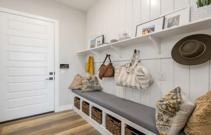 Camelback by William Ryan Homes at Alamar in Avondale, AZ model Mud Room
